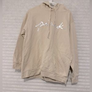 women’s pink sweatshirt